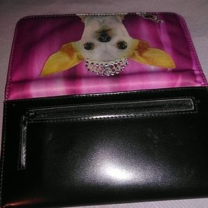 Chihuahua wallet.